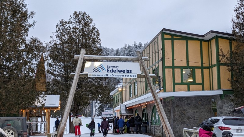 Sommet Edelweiss Ski Resort